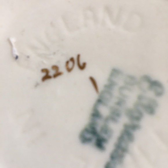 TEAPOT  vintage  with gold - Picture 4 of 5